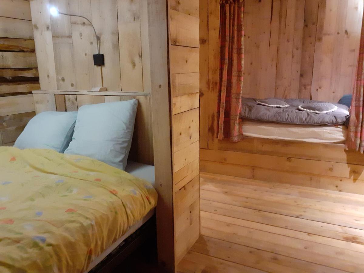 מנהיי Le Repos Du Nomade B&B 7 Personnes מראה חיצוני תמונה